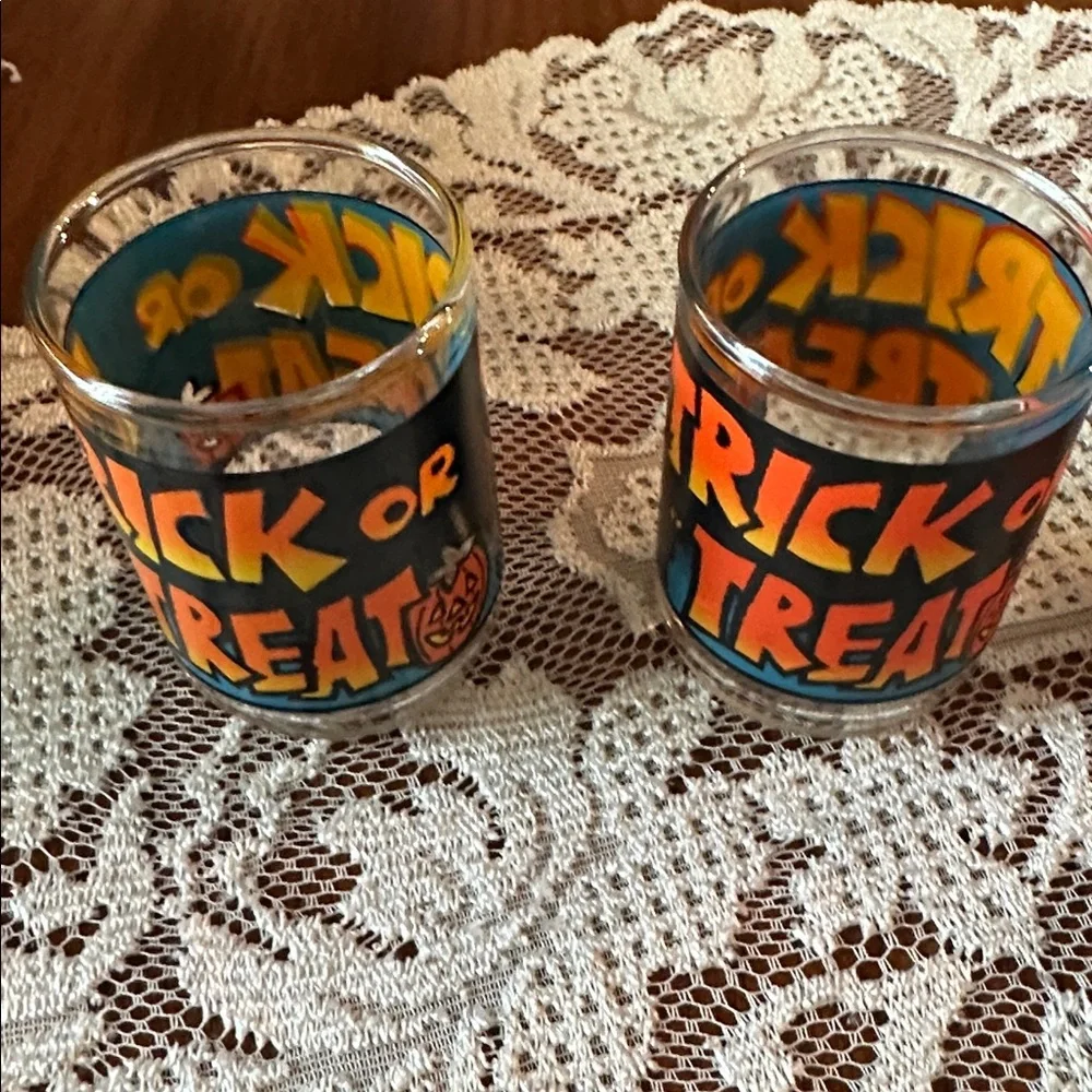 Halloween Trick or Treat Decor Set